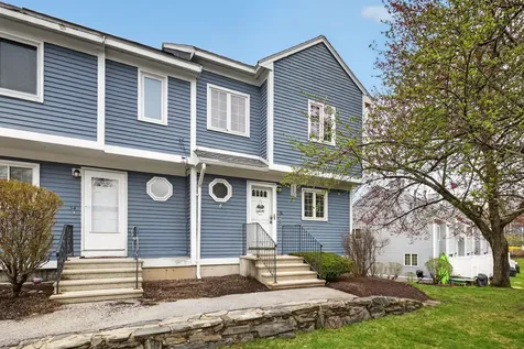 36 Swift Lane Merrimack NH 03054