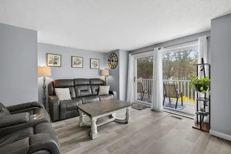 36 Swift Lane Merrimack NH 03054