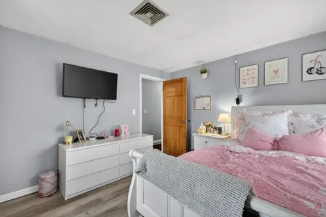 36 Swift Lane Merrimack NH 03054