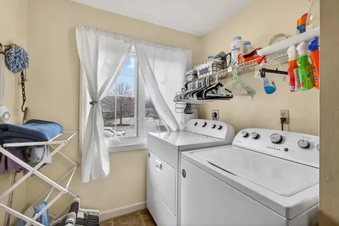 36 Swift Lane Merrimack NH 03054