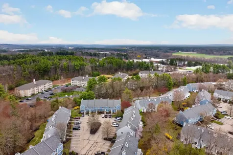 36 Swift Lane Merrimack NH 03054