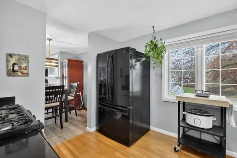 36 Swift Lane Merrimack NH 03054