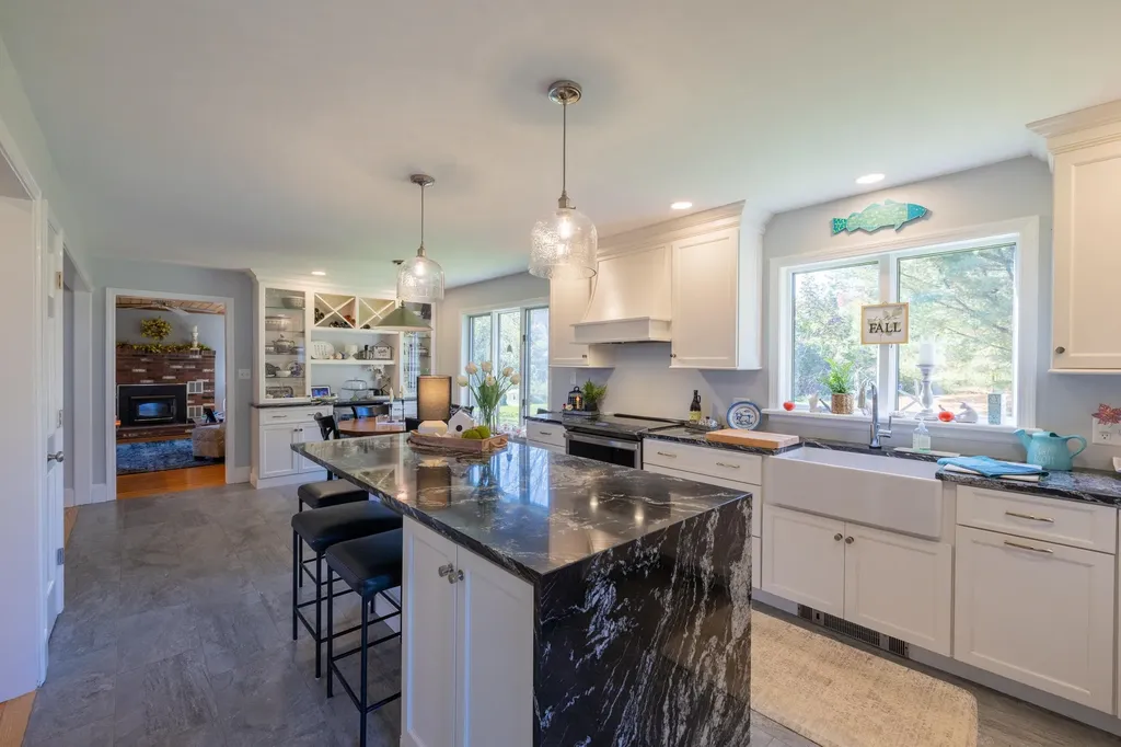 61 Sunrise Drive Newport Town VT 05857