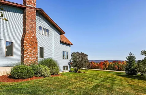61 Sunrise Drive Newport Town VT 05857