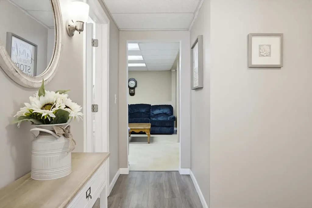 11 Whitehall Terrace Hooksett NH 03106