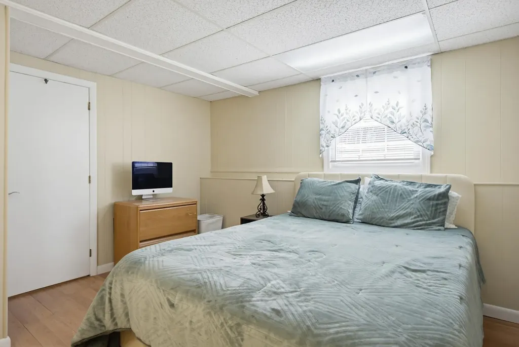 11 Whitehall Terrace Hooksett NH 03106
