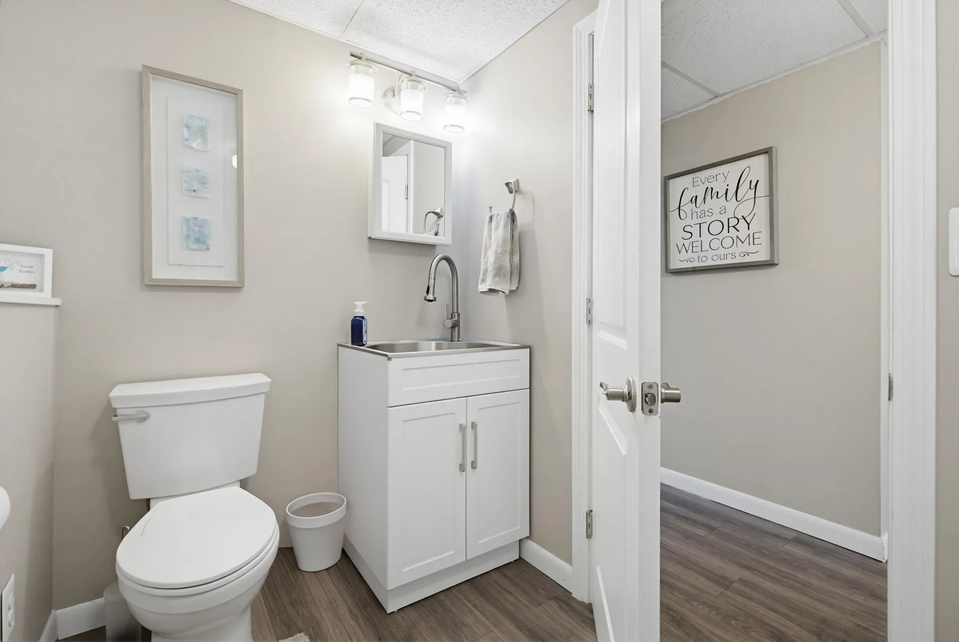 11 Whitehall Terrace Hooksett NH 03106