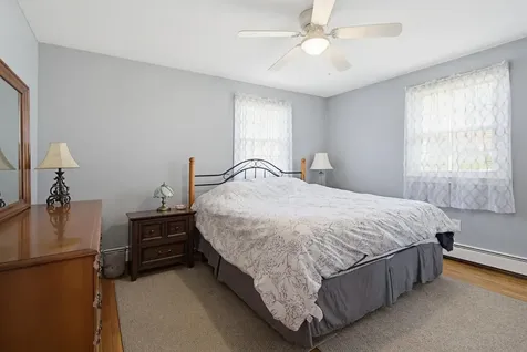 11 Whitehall Terrace Hooksett NH 03106