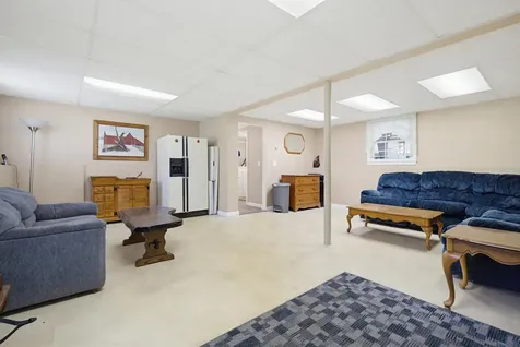 11 Whitehall Terrace Hooksett NH 03106