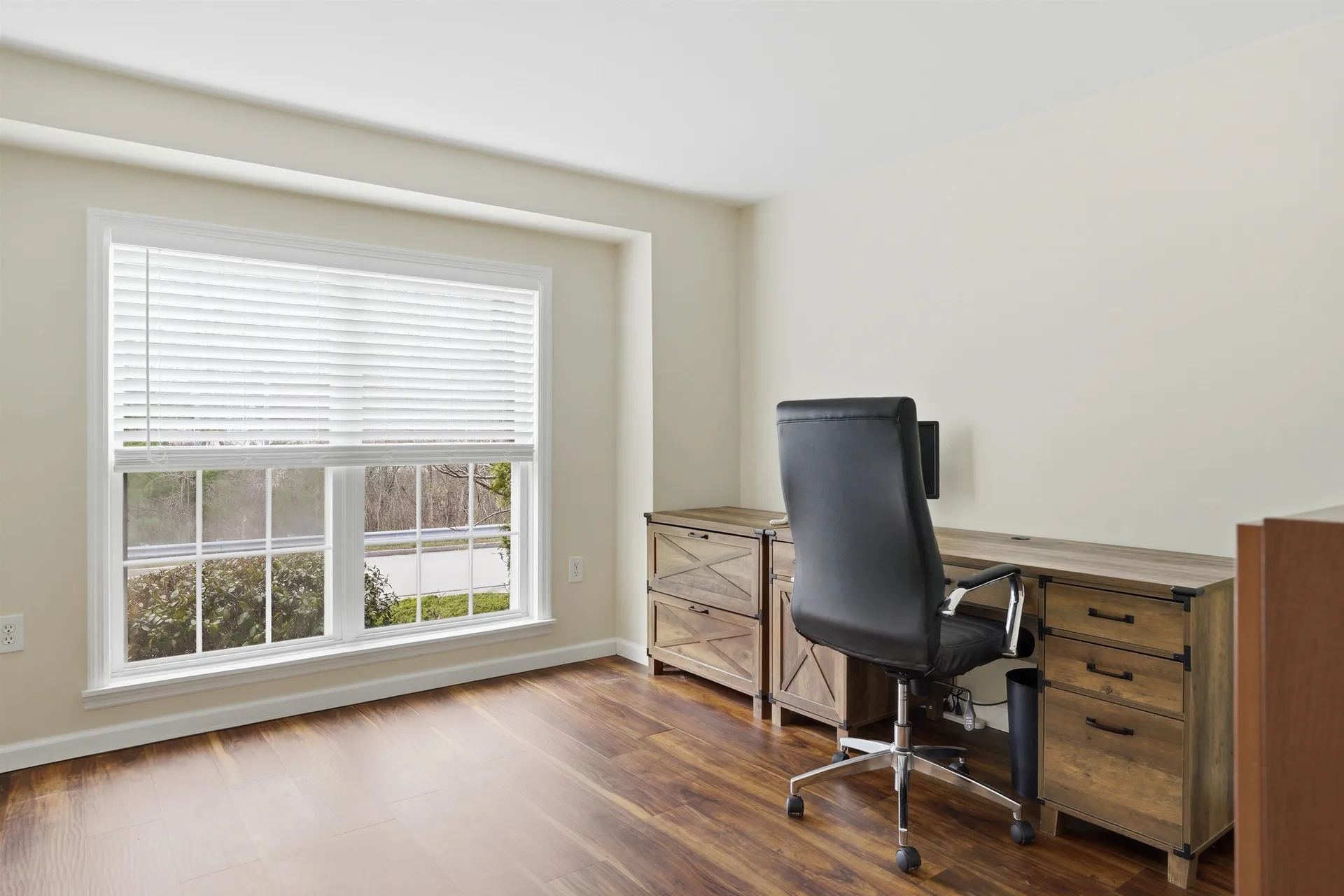 16 Shilah Drive Derry NH 03038