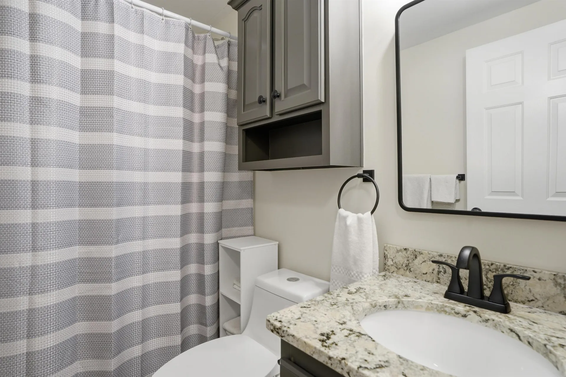 16 Shilah Drive Derry NH 03038
