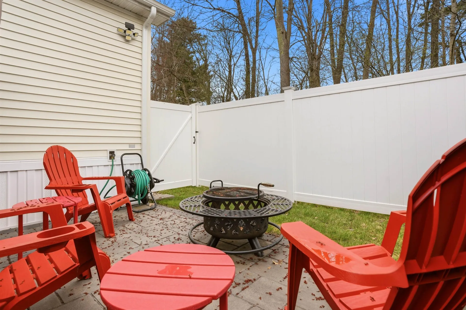 16 Shilah Drive Derry NH 03038