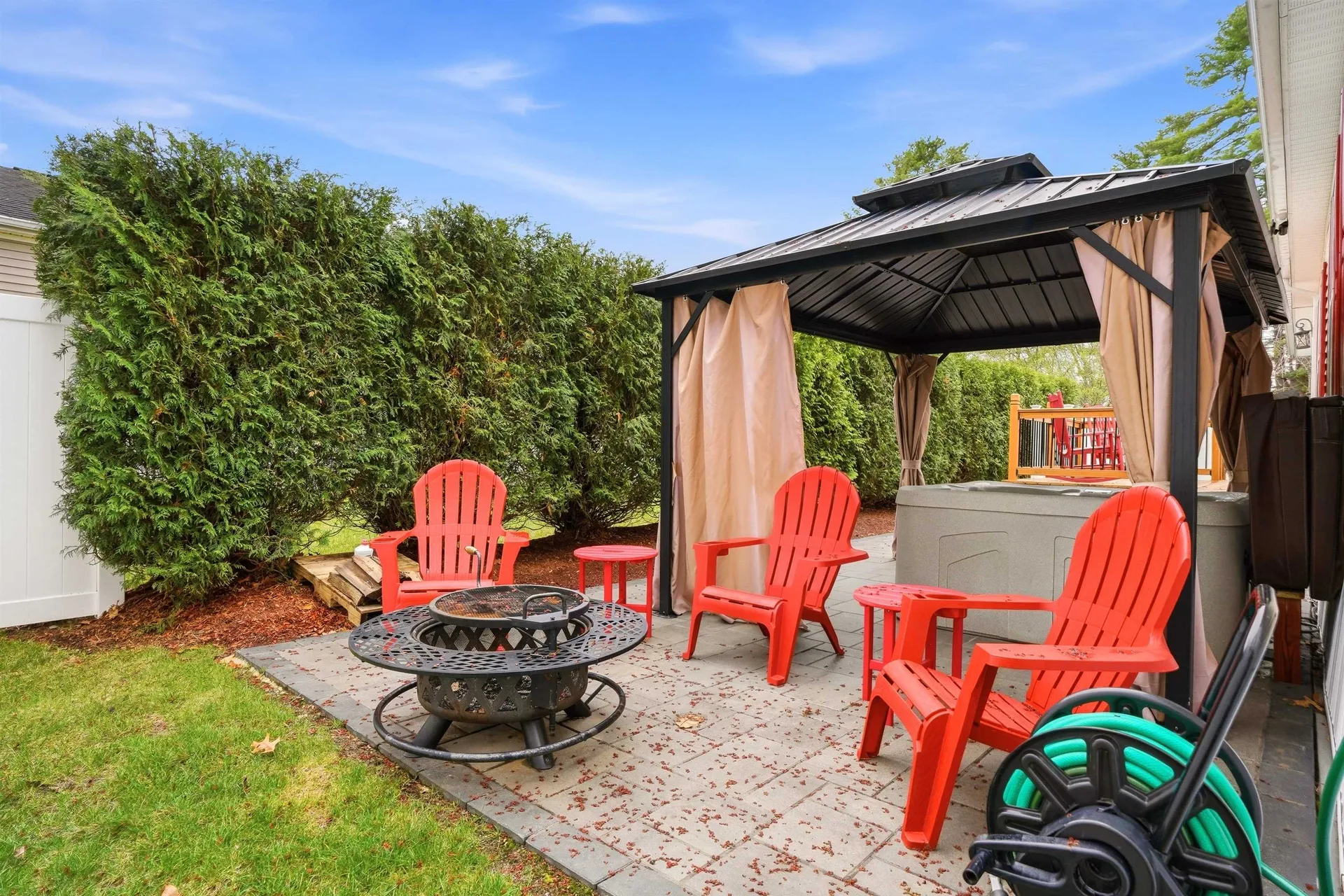 16 Shilah Drive Derry NH 03038