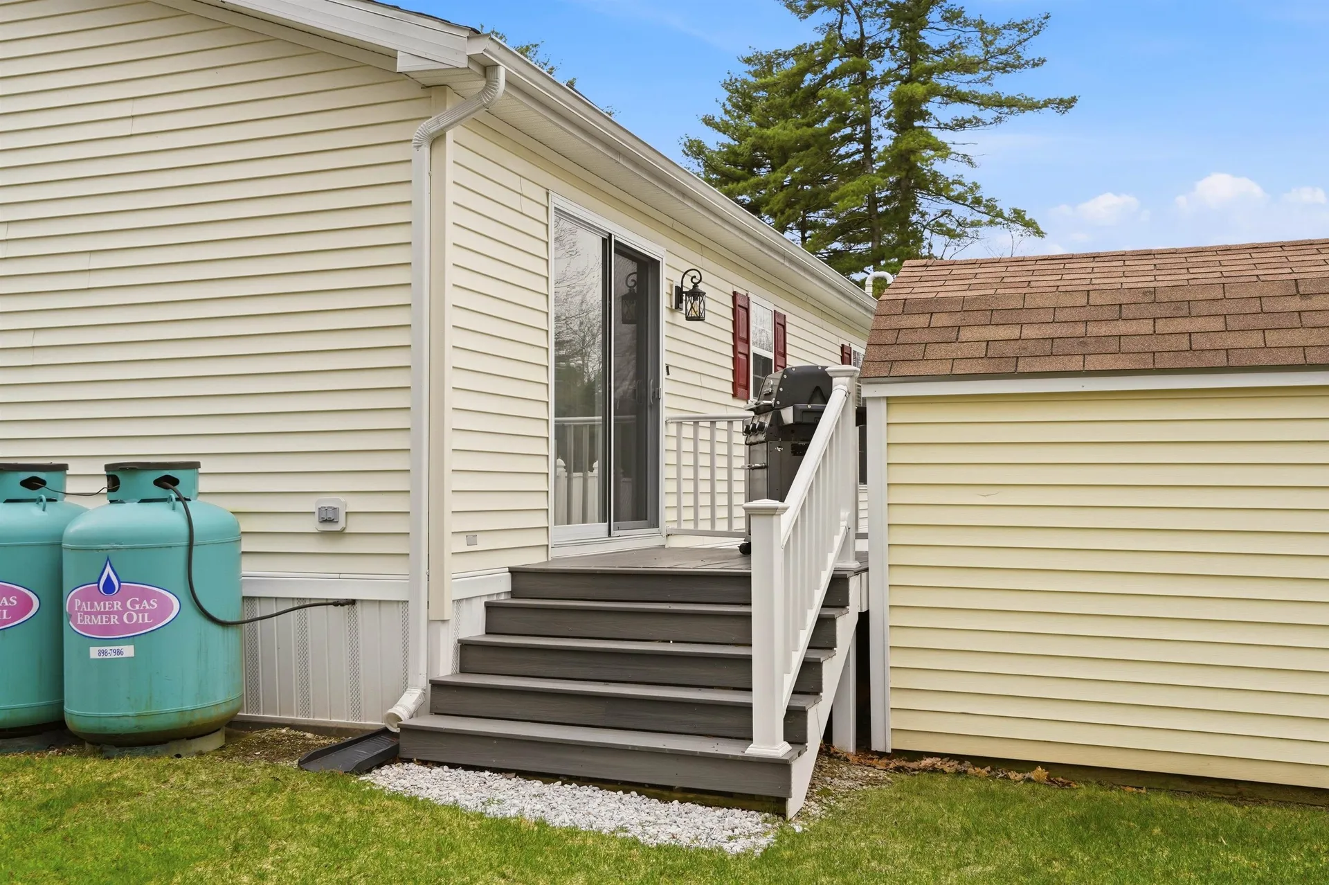 16 Shilah Drive Derry NH 03038