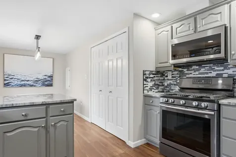 16 Shilah Drive Derry NH 03038