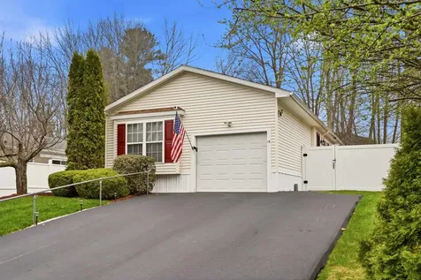 16 Shilah Drive Derry NH 03038