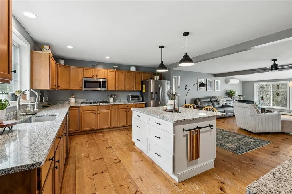 88 Patten Hill Road Candia NH 03034