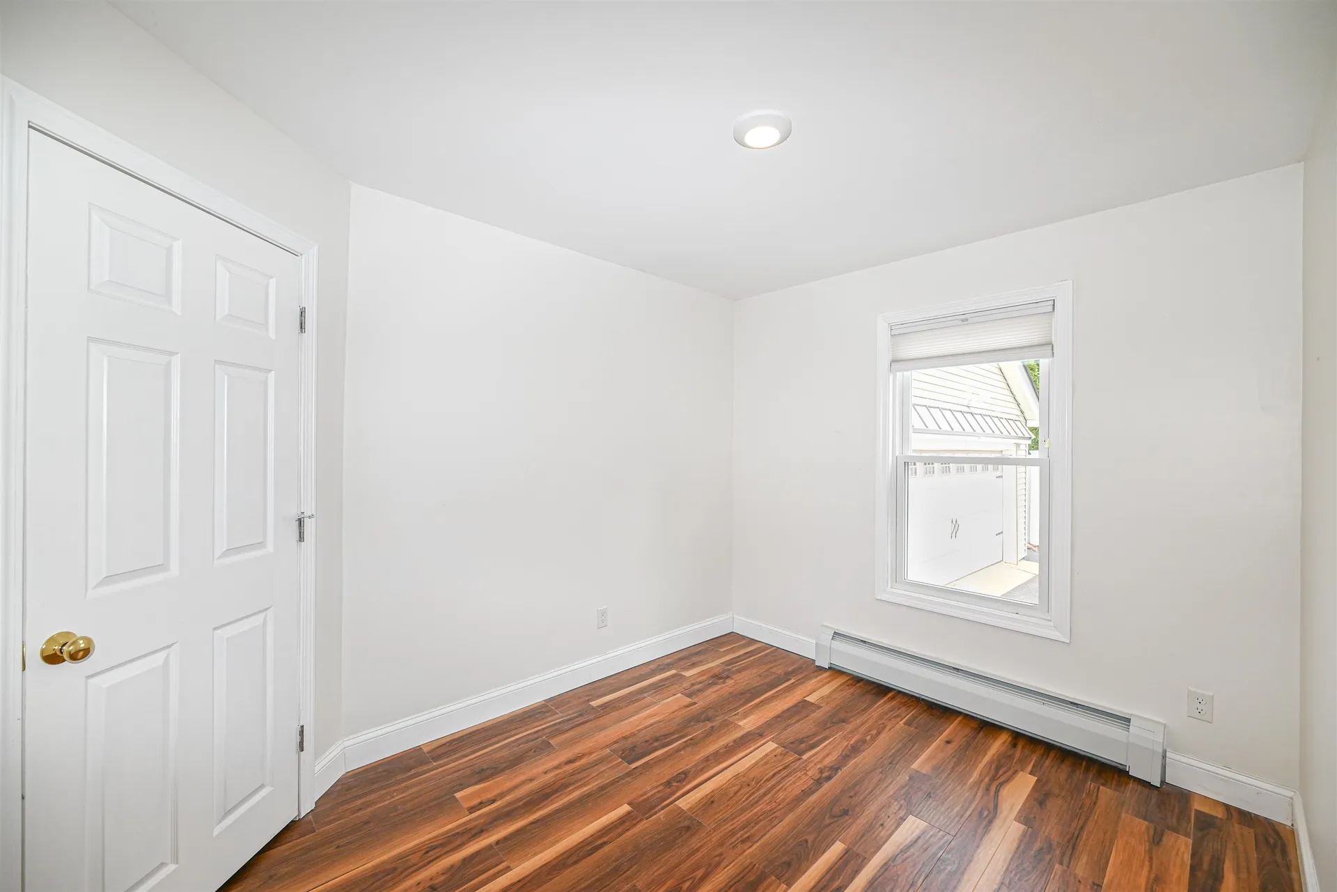 16 Hale Avenue Hooksett NH 03106