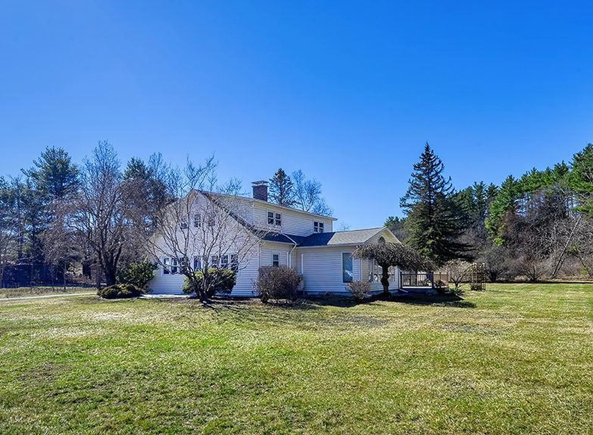 162 Hurricane Road Keene NH 03431