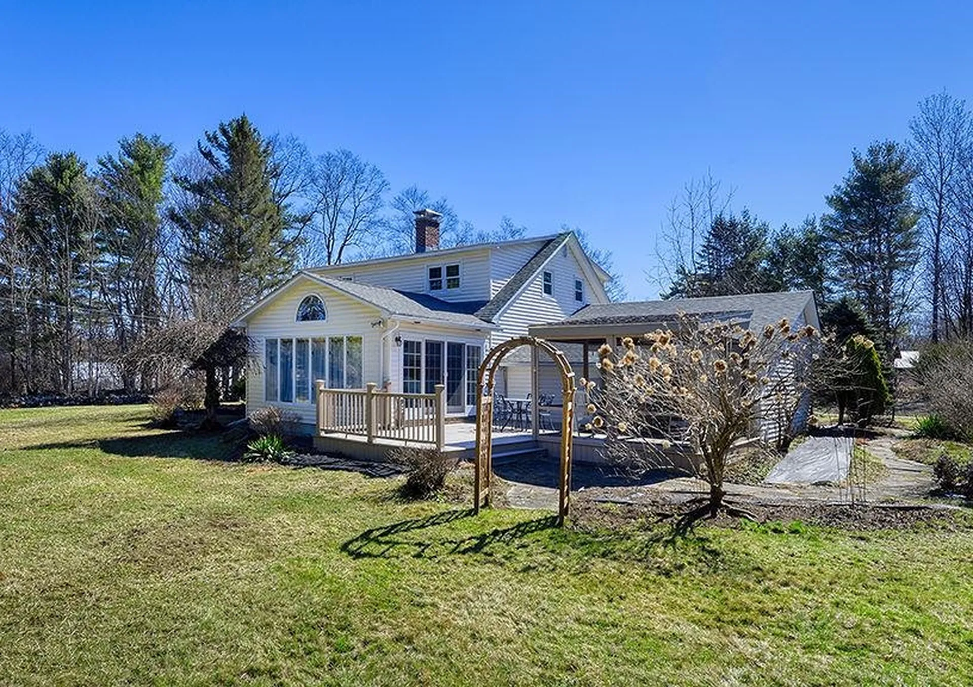 162 Hurricane Road Keene NH 03431