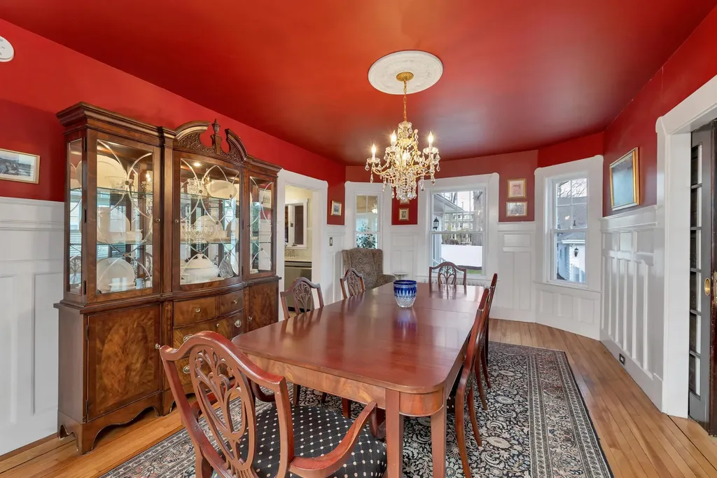 951 Chestnut Street Manchester NH 03104