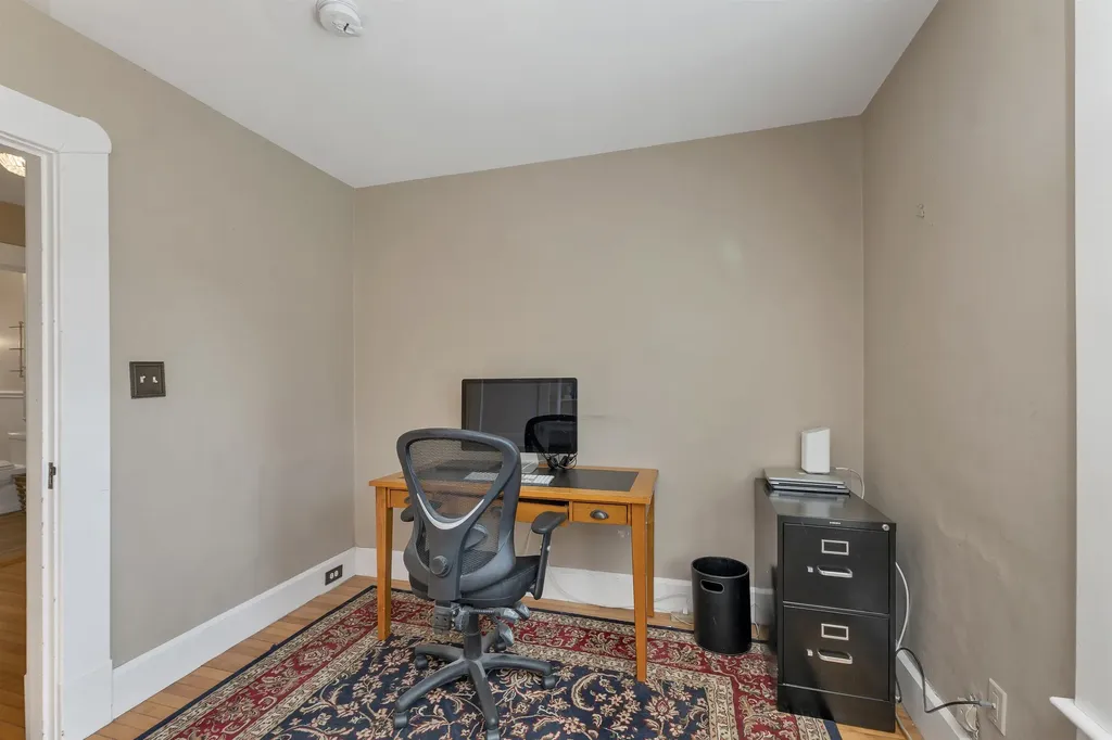 951 Chestnut Street Manchester NH 03104