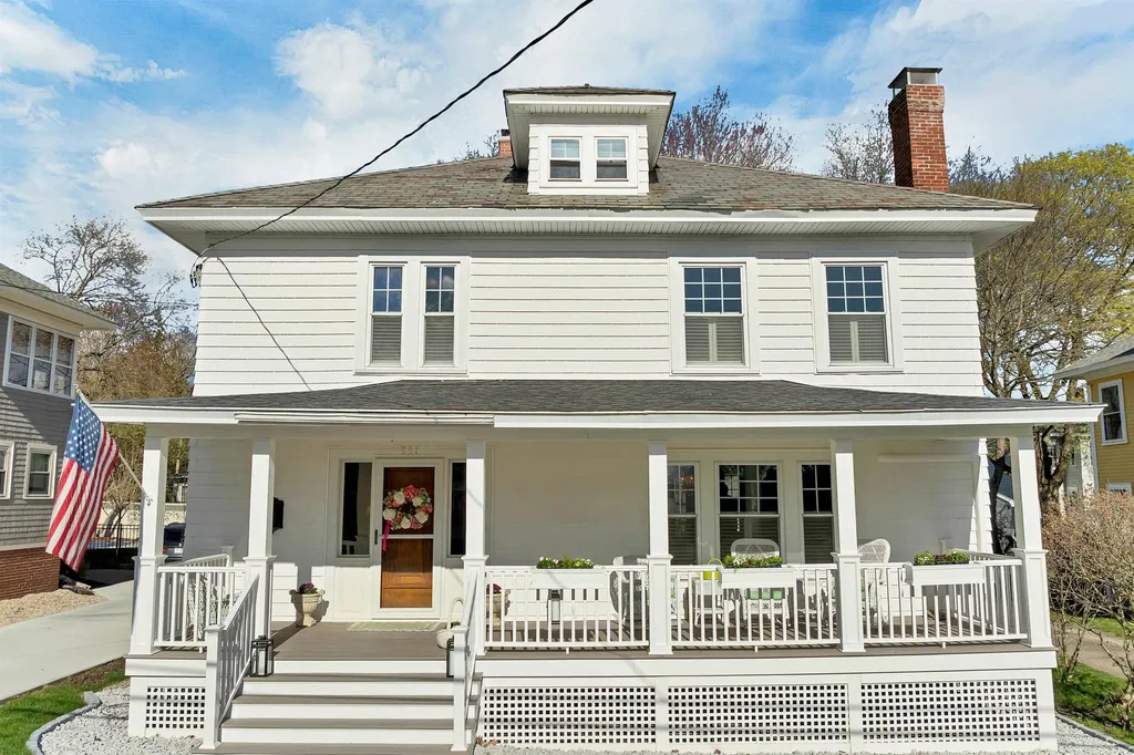 951 Chestnut Street Manchester NH 03104