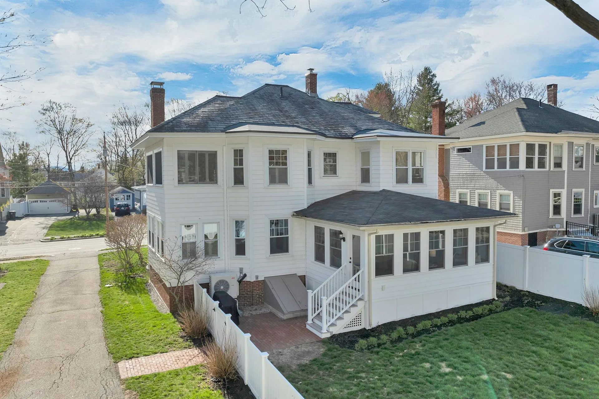 951 Chestnut Street Manchester NH 03104