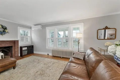 951 Chestnut Street Manchester NH 03104