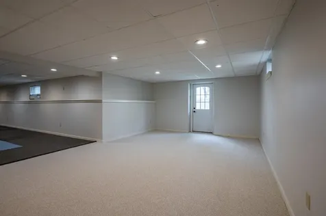 15 Twin Street Windham NH 03087-1766