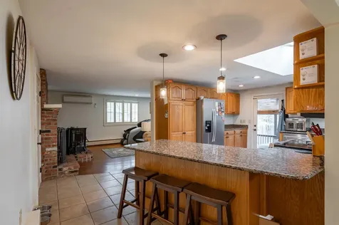 15 Twin Street Windham NH 03087-1766