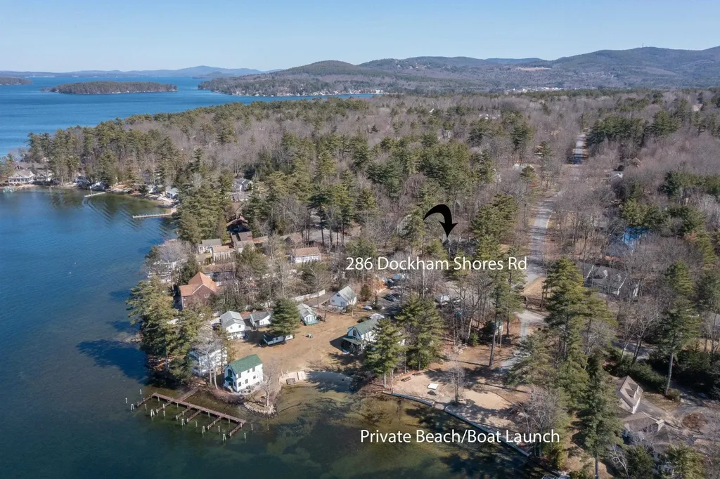 286 Dockham Shore Road Gilford NH 03249