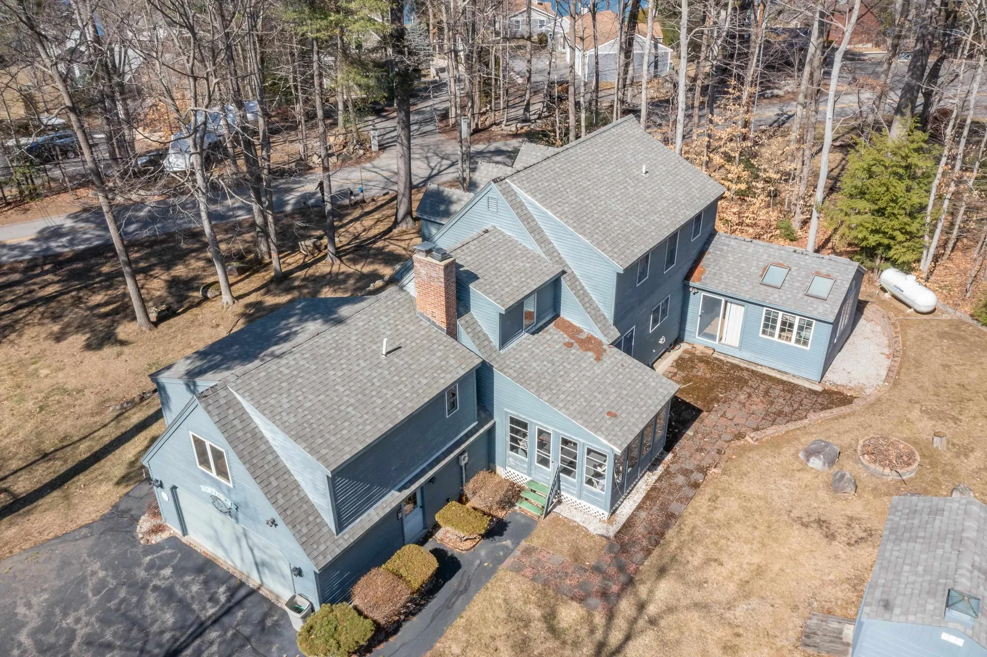 286 Dockham Shore Road Gilford NH 03249