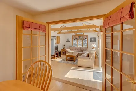 286 Dockham Shore Road Gilford NH 03249