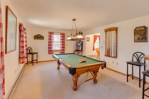 286 Dockham Shore Road Gilford NH 03249