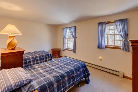 286 Dockham Shore Road Gilford NH 03249