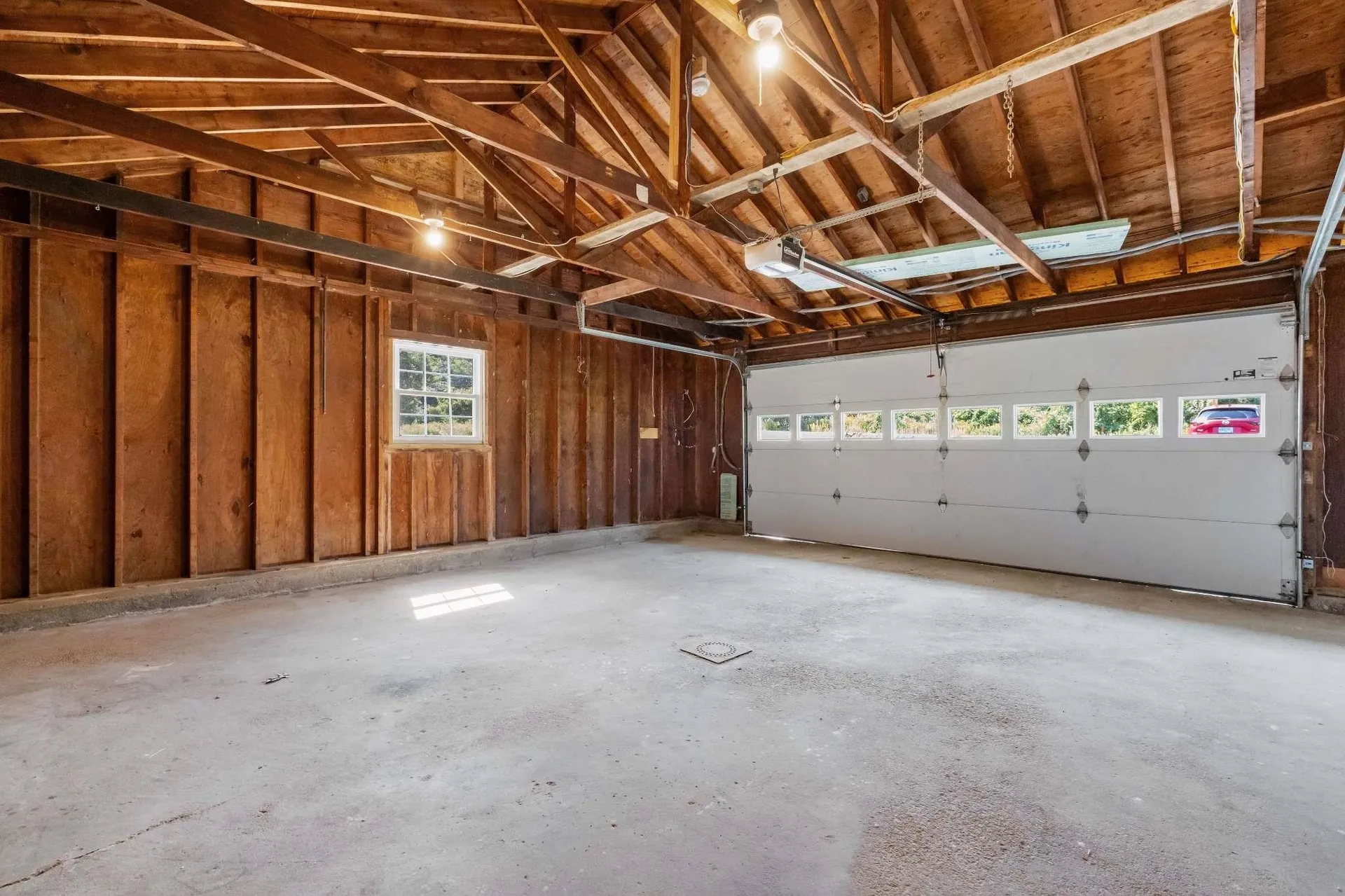 84 Old Lake Shore Road Gilford NH 03249