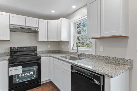 84 Old Lake Shore Road Gilford NH 03249