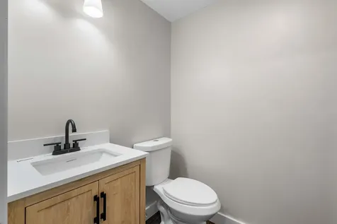 84 Old Lake Shore Road Gilford NH 03249