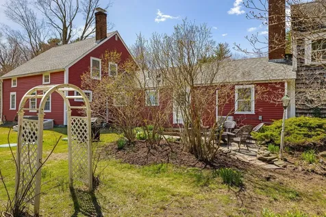 16 Marsh Lane Hampton Falls NH 03844