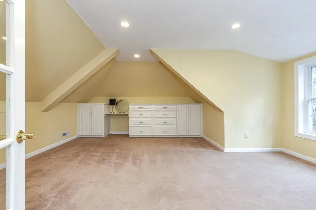 17 Nottingham Road Windham NH 03087