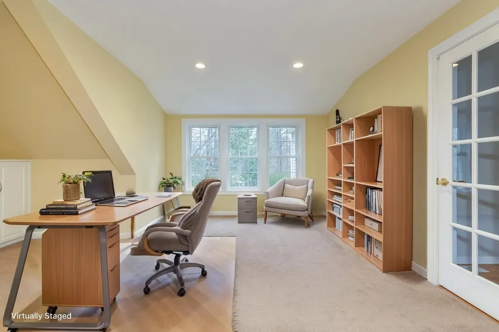 17 Nottingham Road Windham NH 03087