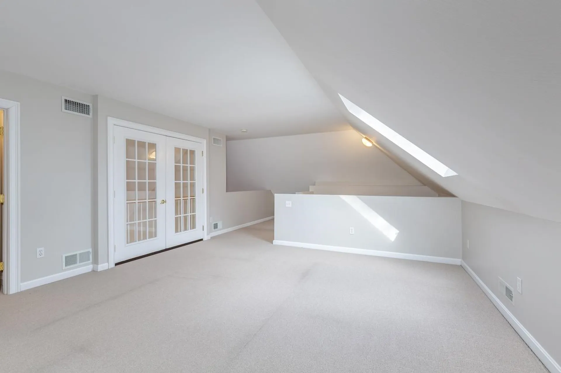 17 Nottingham Road Windham NH 03087