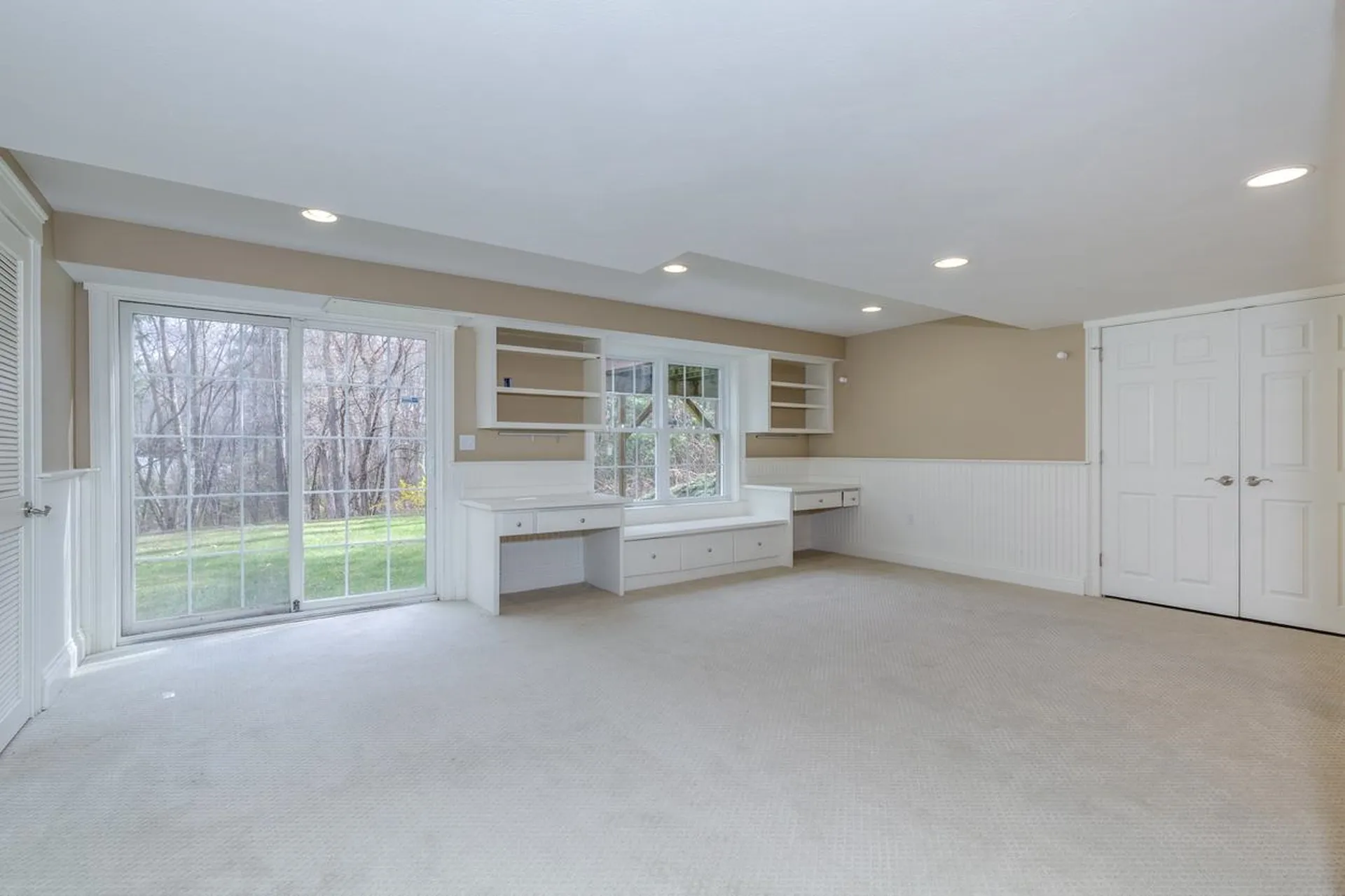 17 Nottingham Road Windham NH 03087