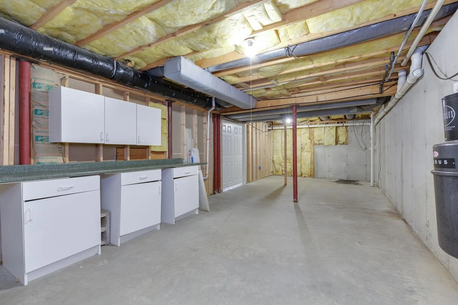 17 Nottingham Road Windham NH 03087