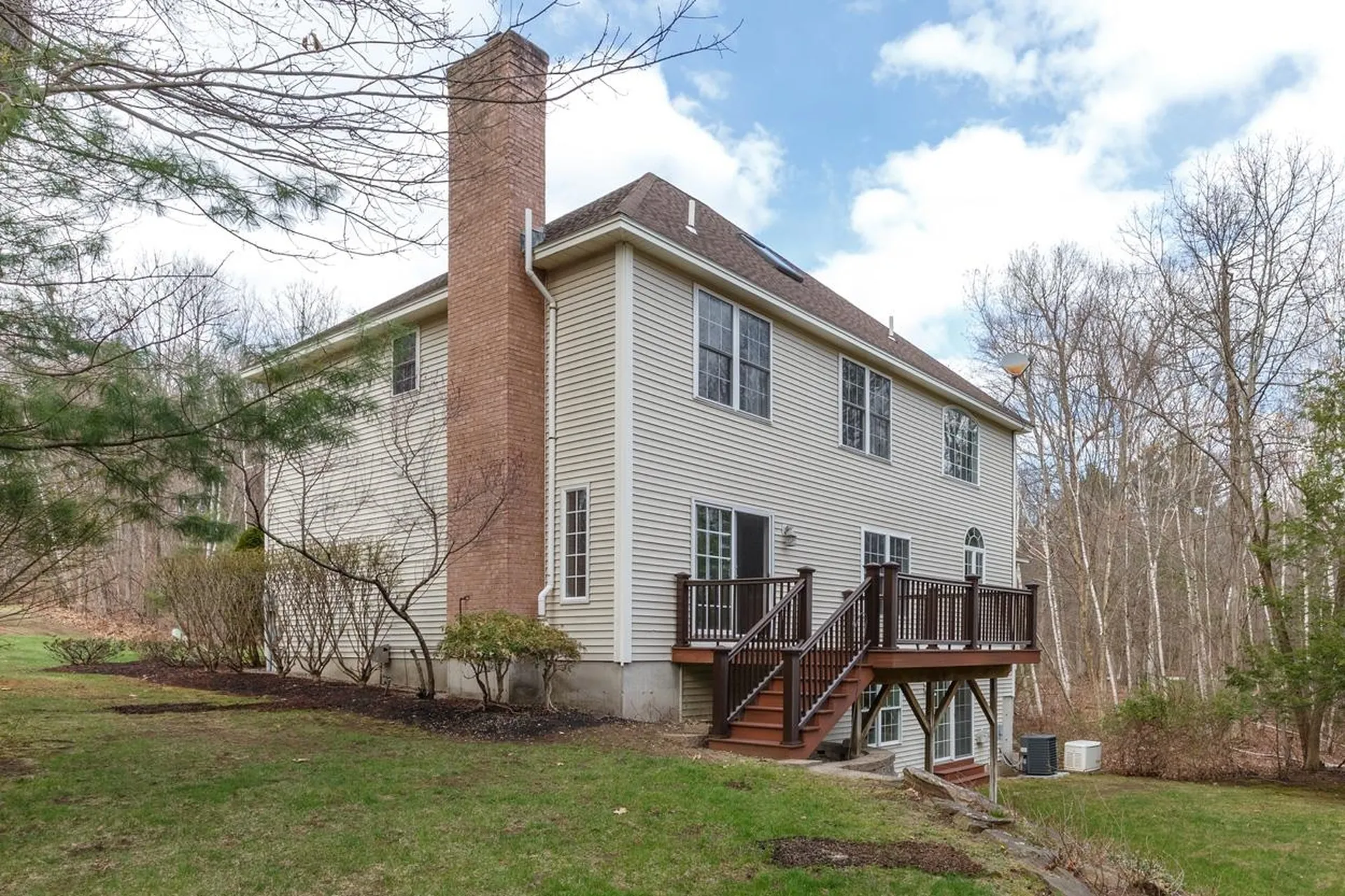 17 Nottingham Road Windham NH 03087