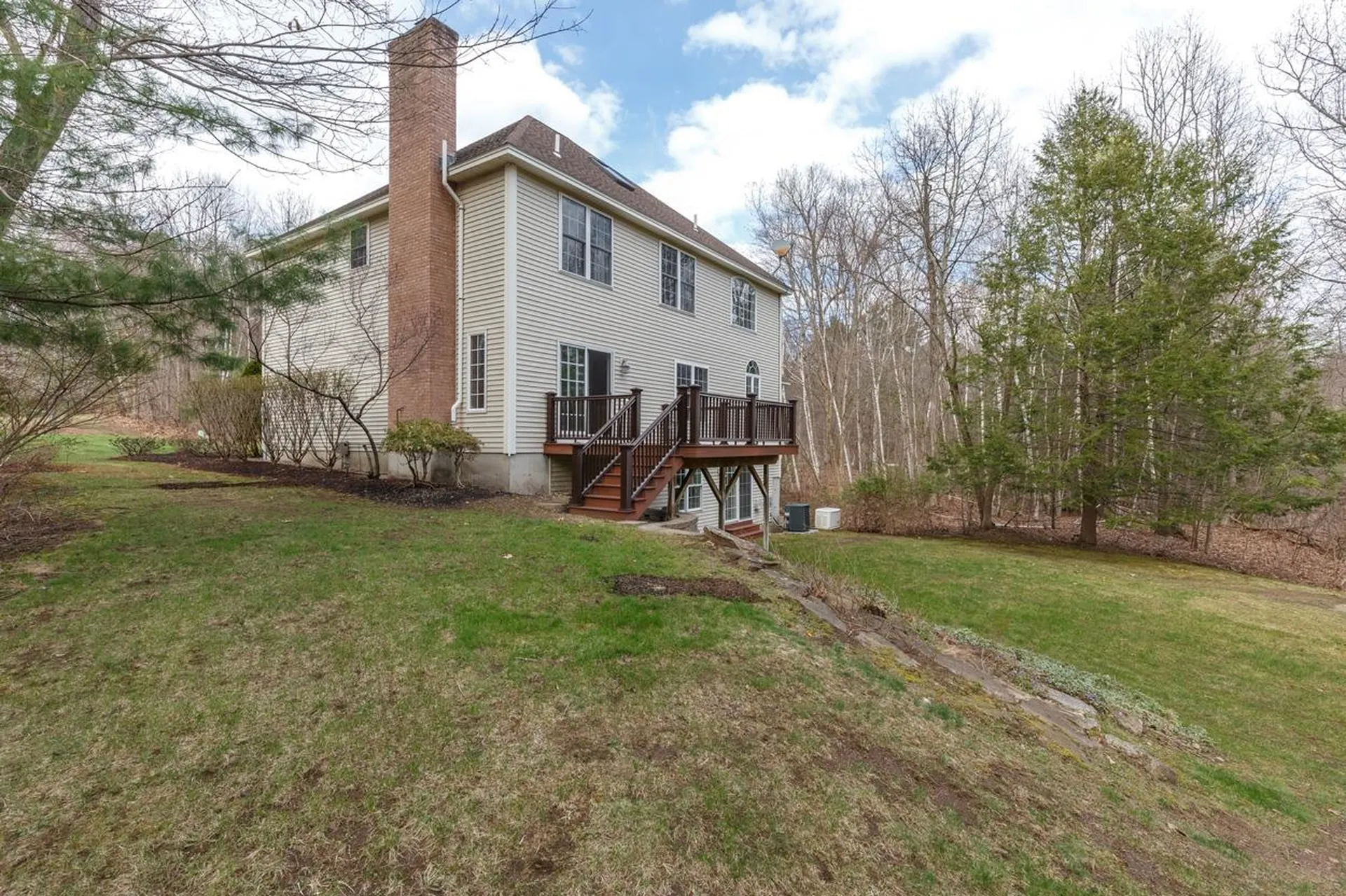 17 Nottingham Road Windham NH 03087