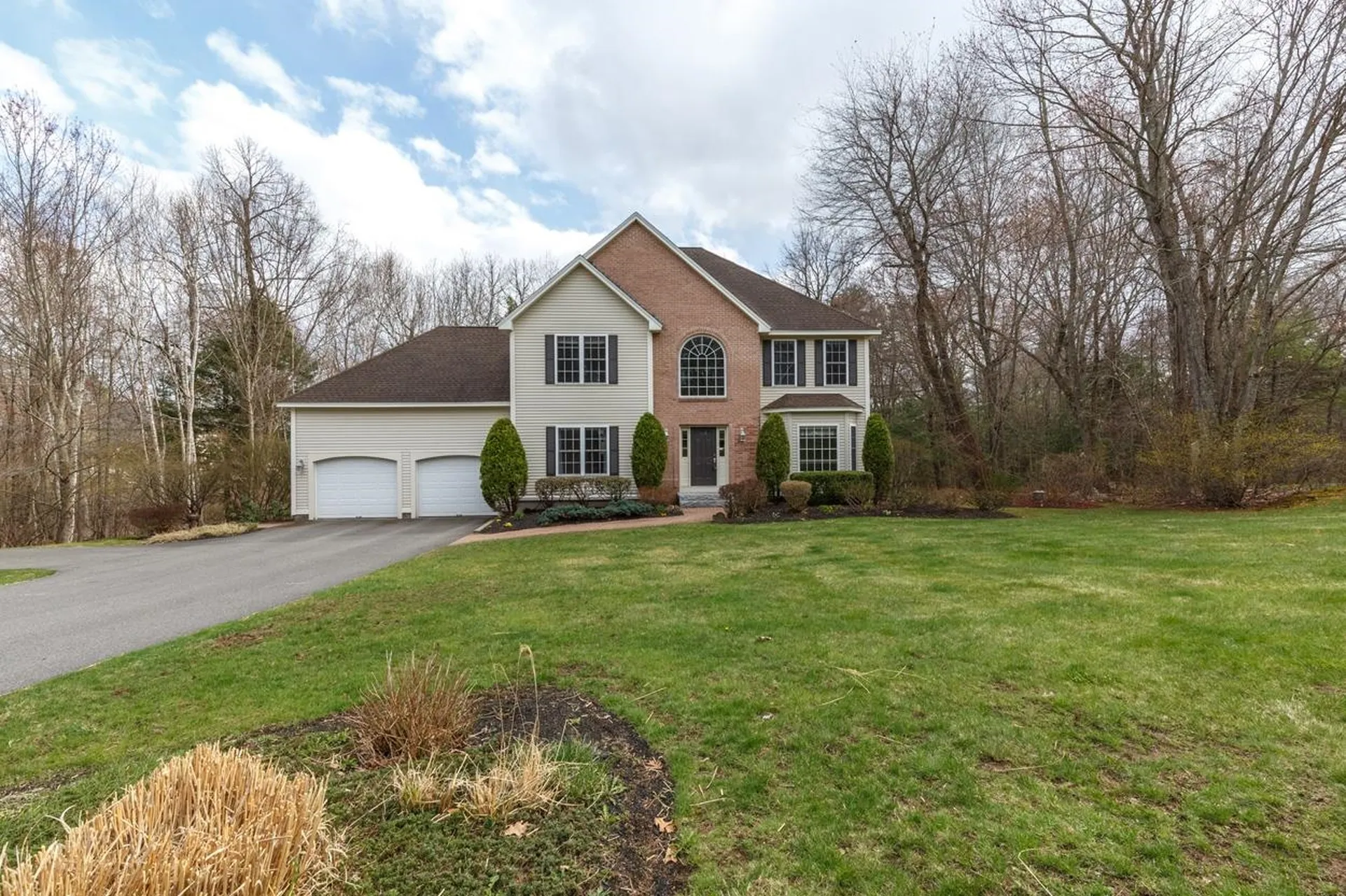 17 Nottingham Road Windham NH 03087