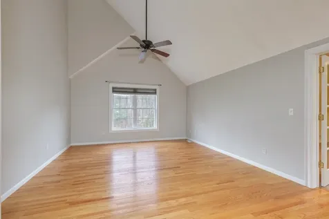 17 Nottingham Road Windham NH 03087