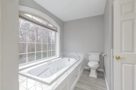 17 Nottingham Road Windham NH 03087